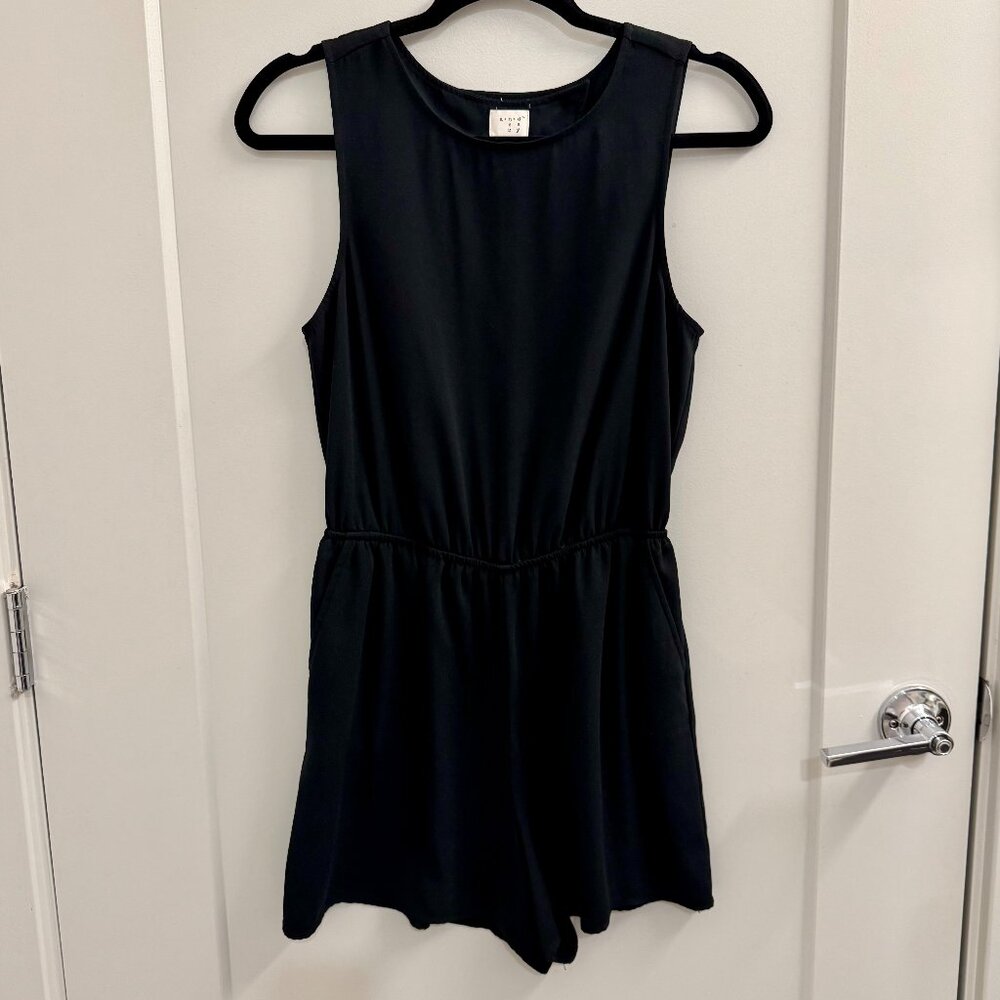 Women's Size XS/S Black Short Sleeve Romper with Pockets